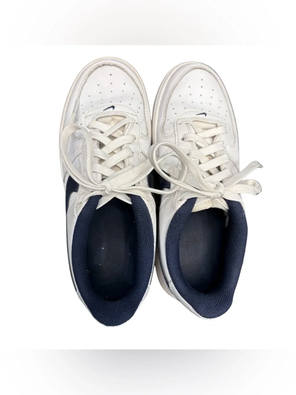 Nike Air Kids (5Y) White and Navy Low-Top Sneakers